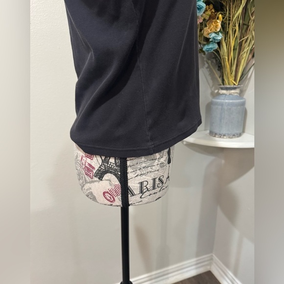 Christopher & Banks Black Sleeveless waist Legnth Tank Top size Medium - Picture 4 of 9